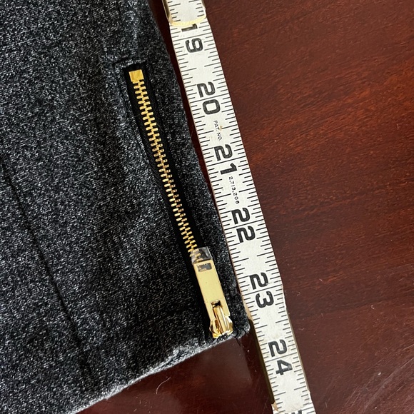 Ann Taylor - elastic waist pull on leggings with gold zipper at ankle - MP - Picture 8 of 9